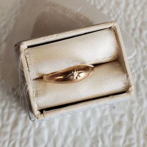 Antique 10k gold baby ring with diamond and original box size 1.5